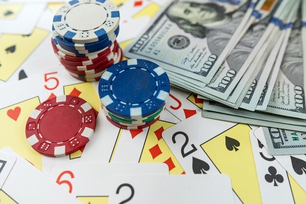 Caishen Wins slot interface showing five-reel layout and payline structure